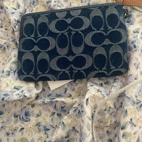 Coach Denim Wristlet Nwts - Picture 3 of 7